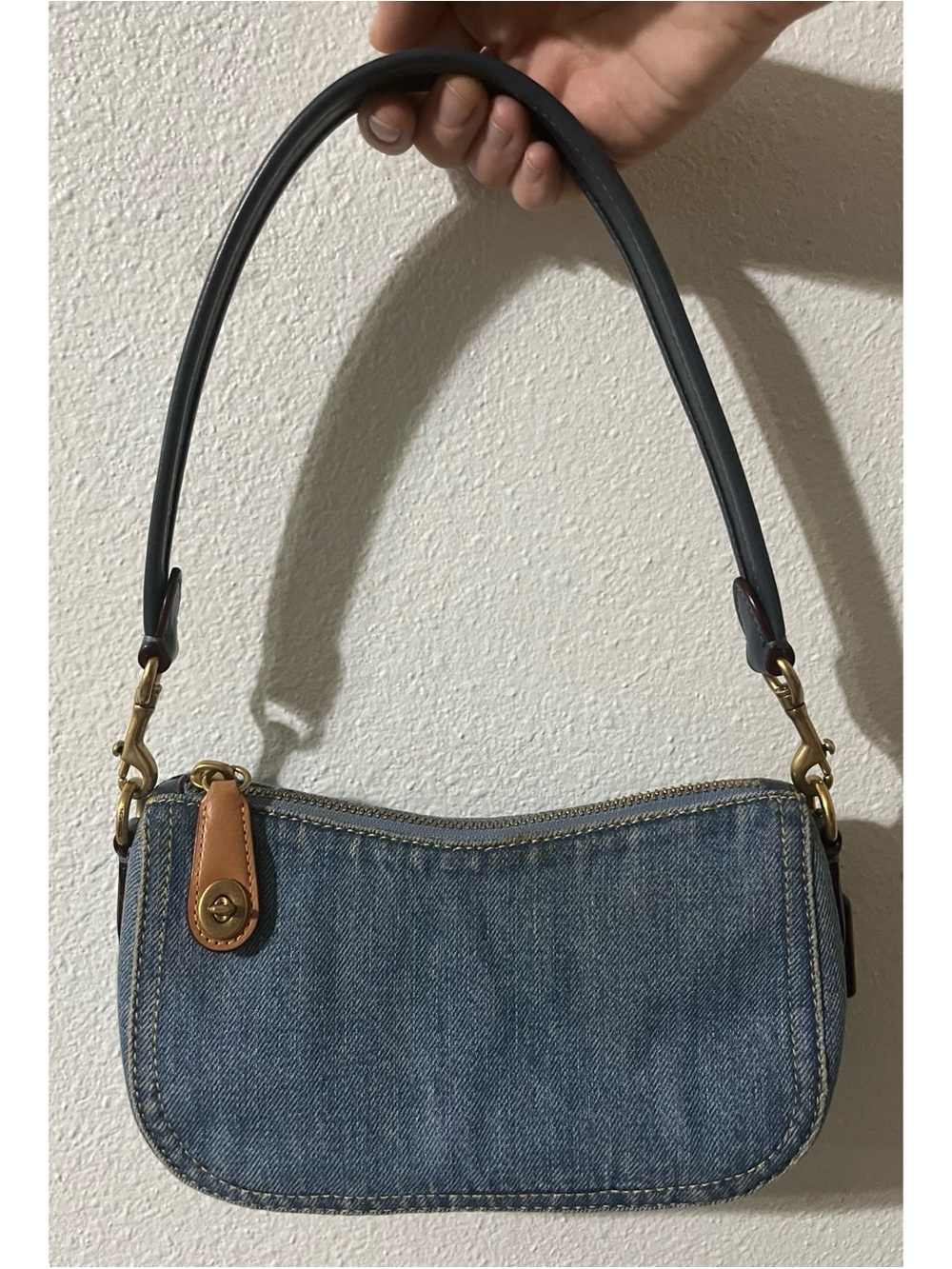 RARE Coach Denim Swinger 20!
